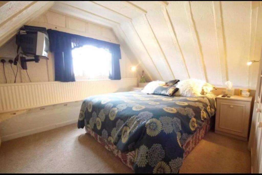 3Bedroom Beautiful Cottage Cheshunt Luaran gambar